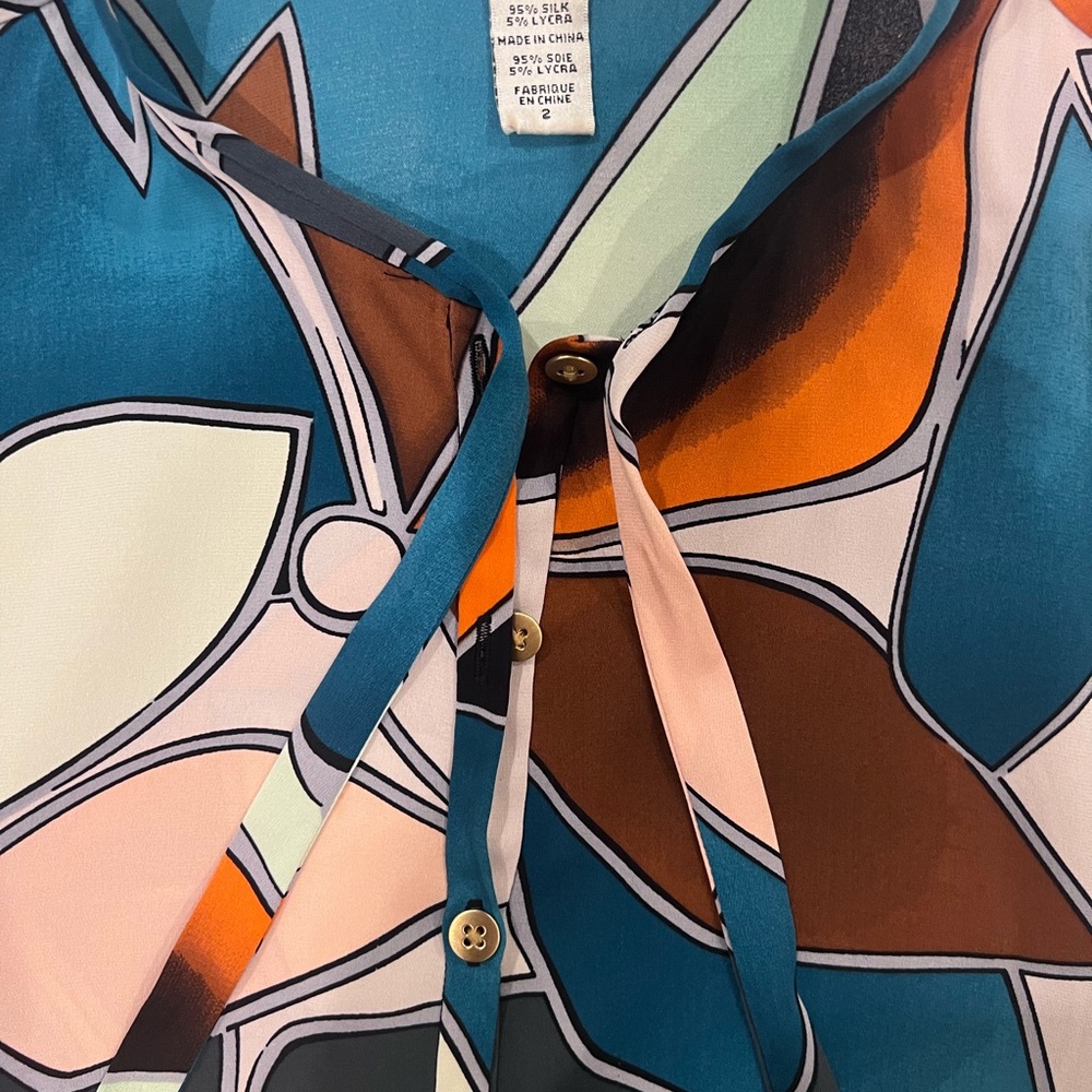 DVF Blouse - Picture 2 of 6
